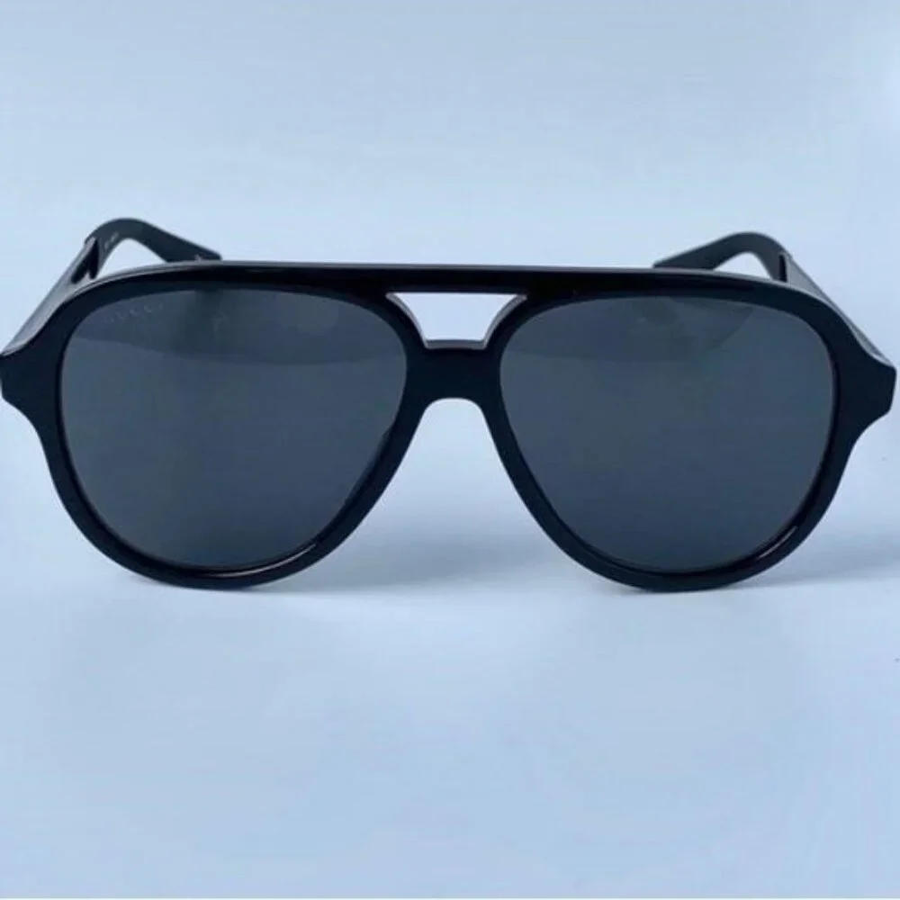 Authentic- New - Gucci Men’s Sunglasses GG0688S 001 Black/ Gray